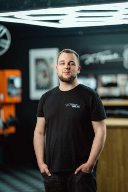 Niklas Krüger-Felgenreparatur und Felgenaufbereitung in Bielefeld- Die Felgenschmiede