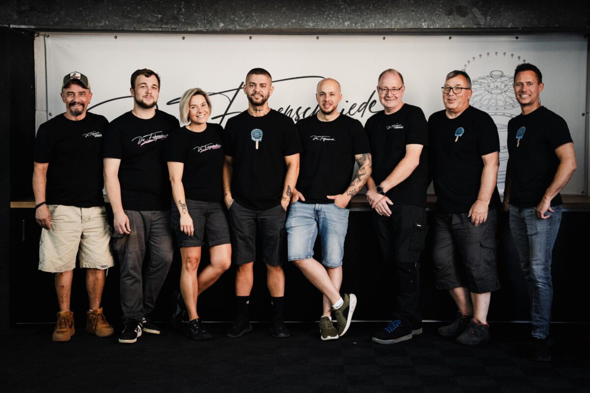 Die Felgenschmiede in Bielefels- Teamfoto 2025